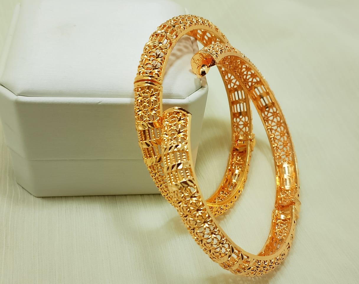 Printed 2 pieces gold plated bangles