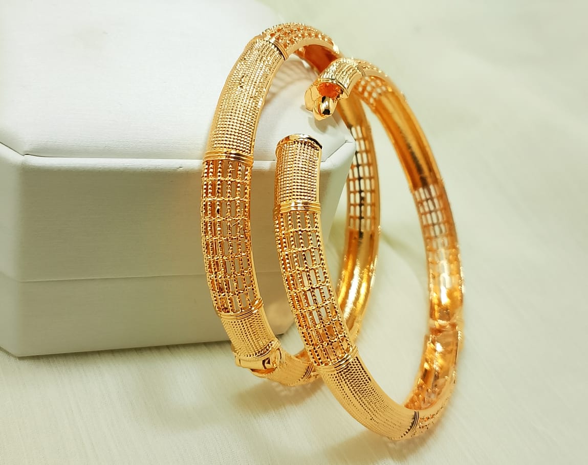 Printed 2 pieces gold plated bangles