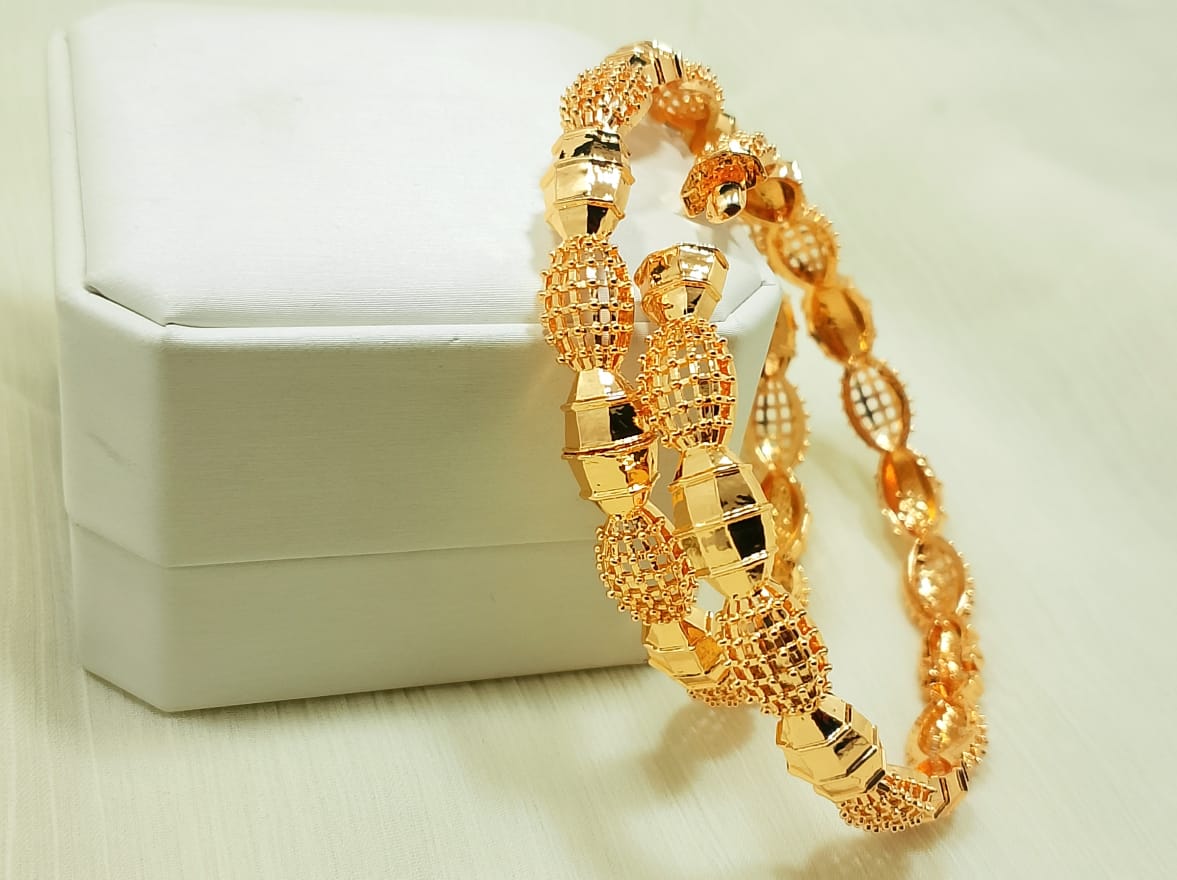 Printed 2 pieces gold plated bangles
